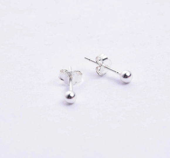 STEW-284, Sterling Silver 2 size of ball Stud Earrings Push Back , silver color
