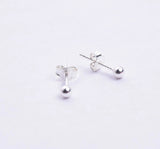 STEW-284, Sterling Silver 2 size of ball Stud Earrings Push Back , silver color